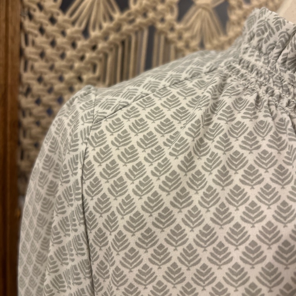LOFT Gray Patterned Blouse - image 5